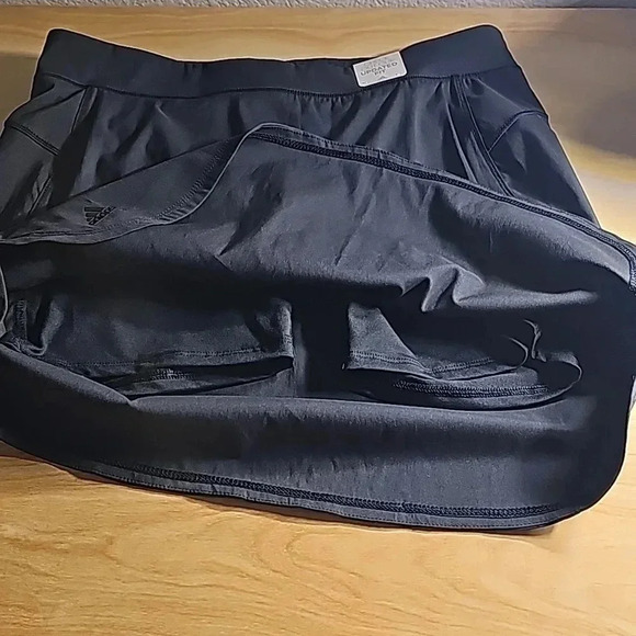 NWT Womens Adidas Advantage Black Skort Size 2 - Picture 4 of 5